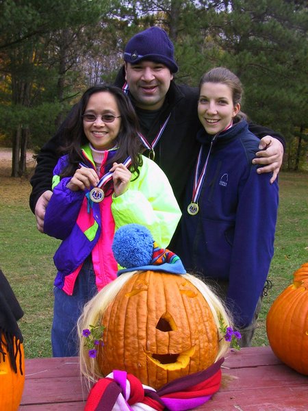 32 - The winning pumpkins team.JPG