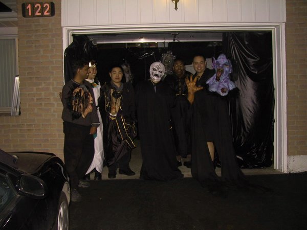 33 - Halloween 2003 at Roger's haunted garage.JPG