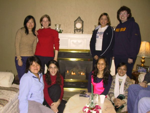 53 - The blurry girls again.JPG